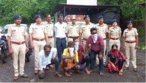 खेड : खवले मांजर शिकार आणि खवलं तस्करी प्रकरणी पाचजण ताब्यात; एका महिलेचा समावेश