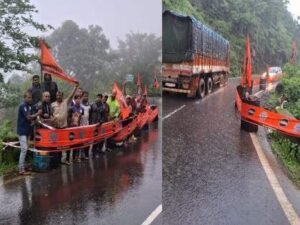 चिपळूण : कुंभार्ली घाटातील रस्ता खचला! ; मनसेने बॅरल, झेंडे उभारून वाहतूकदारांना दिला सावधानतेचा इशारा