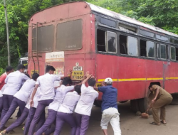 दापोली : एस.टी. आगाराच्या बसेसना मारावा लागतोय धक्का