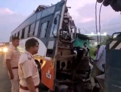 मुंबईहून राजापूरकडे जाणाऱ्या एसटी बसचा भीषण अपघात