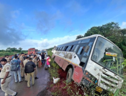 हातखंबा येथे रत्नागिरी-वसई बसला अपघात