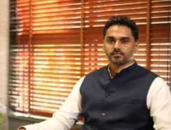 खेड : योगेश कदम कोणत्याही कामात PM मोदींचं नावही घेत नाहीत, भाजपचा आरोप