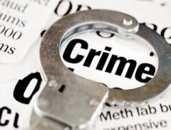 दापोली : जप्त वाळूसह साहित्याची चोरी, सरपंचांसह तिघांविरोधात गुन्हा