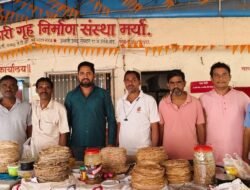 मनोज जरांगे पाटील यांच्या मोहिमेच्या समर्थनार्थ उलवेच्या उन्नती सोसायटीचा एक शिदोरी आरक्षणाची उपक्रम