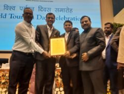 दापोली : कर्दे गावाला कृषी पर्यटनासाठी सर्वोत्कृष्ट पर्यटन गाव पुरस्कार प्रदान