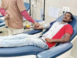 दापोलीचा : आंजर्लेतील ओंकार कर्नाटकातील बाळासाठी देवदूत, ओंकार हा रत्नागिरी जिल्हातील एकमेव बॉम्बे रक्तगटाचा दाता