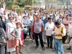 रत्नागिरीत सीईटी परीक्षा केंद्रावर गोंधळ, पालकमंत्री उदय सामंत यांचा तातडीने हस्तक्षेप, मंडणगड, राजापूर, खेड, चिपळूण  विद्यार्थी केंद्रावर