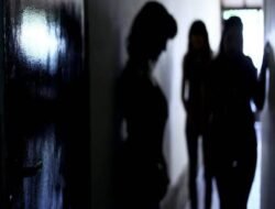 रत्नागिरी : अनैतिक देहविक्रीच्या रॅकेटचा पर्दाफाश, रत्नागिरी पोलिसांच्या धडक कारवाईचं कौतुक