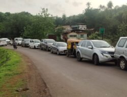 निवळी अपघातात प्रथमच महामार्गावर 10 तास वाहतूक ठप्प, उक्षी मार्गे वाहतूक वळवली, तिथेही वाहतूक कोंडी