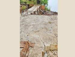 खेड : बहिरवली मोहल्ला बंदर जेटीच्या निकृष्ट कामावर ग्रामस्थ आक्रमक, ठेकेदारांवर कारवाई करण्याची मागणी