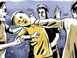 दापोली : कुत्रा शौचास बसल्याच्या कारणावरून दोघांमध्ये वाद आणि शिवीगाळ
