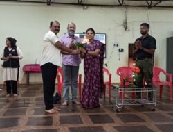 चिखलगाव : ‘ऑपरेशन सिंदूर’चं शाळेत सादरीकरण, लेफ्टनंट कर्नल सर्वांनन आणि मेजर मैत्रयी दांडेकर यांचं मुलांना सखोल विश्लेषण!