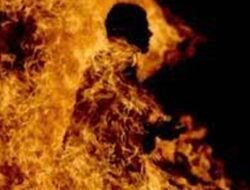 खेड : मानसिक तणावातून पेटवून घेत तरुणाची आत्महत्या