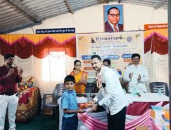 कणकवली : प्राथमिक आश्रमशाळेतील गरजवंत विद्यार्थ्यांसाठी दीपावलीपूर्वी जीवनावश्यक वस्तू आणि शैक्षणिक साहित्य वाटप