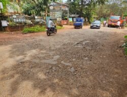 दापोलीत ‘भगवान’ ‘कृपा’ असलेला ठेकेदार जनतेसाठी “राहू’ची पीडा, रस्त्यांवर खड्ड्यांचे साम्राज्य