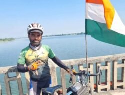 चिपळूण : चिपळुणच्या दोन सायकलपटूंचा काश्मीर ते कन्याकुमारी प्रवास