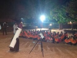 चिखलगाव : शिवनिर्मल आणि लीलावती वसतिगृहाचा ‘आकाश निरीक्षण’ उपक्रम उत्साहात पार; विद्यार्थ्यांना गुरू–शनीचे दुर्मिळ दर्शन