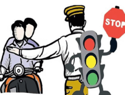 राजापूर : वाहतुकीस अडथळा करणाऱ्या १६ वाहनांवर गुन्हे दाखल