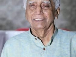 कष्टकऱ्यांसाठी लढणारे ज्येष्ठ समाजवादी नेते बाबा आढाव यांचं निधन