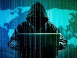 चिपळूण : चुकून पैसे आल्याचा बनाव रचत चिपळूणच्या रेल्वे अधिकाऱ्याला 58 हजारांचा गंडा