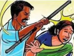 दाभोळ : नाष्टा करताना वाद, महिलेला पातेल्याने आणि काठीने मारहाण, गुन्हा दाखल