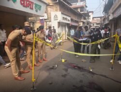 रत्नागिरी : ATM समोर झोपलेल्या व्यक्तीवर सुरक्षा रक्षकाचा हल्ला, ATM समोरून उठला नाही म्हणून हल्ला