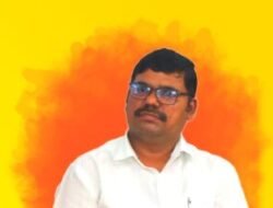 संगमेश्वर : मतांच्या बाजारात लोकशाहीचा लिलाव थांबवा, तरुणांनो, गावांचा विकास विकला जात असताना बघत बसू नका, सुहास खंडागळे यांचं आवाहन