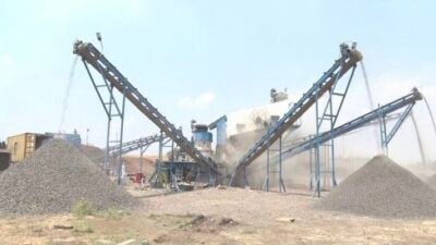 संगमेश्वर : टोन क्रशरवर उंचावरून पडल्याने कामगाराचा मृत्यू