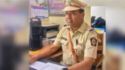 चिपळूण : PSI मनीष कांबळे ACBच्या जाळ्यात; 15 हजारांची लाच घेताना एजंट रंगेहाथ, कांबळे आणि अभिजीत शिर्केवर गुन्हा दाखल