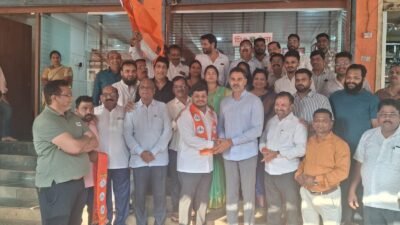 दापोलीत भाजपला धक्का, भाजप कामगार मोर्चा प्रदेश उपाध्यक्ष स्वरूप महाजन यांचा शिवसेनेत प्रवेश