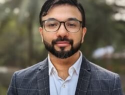 रत्नागिरी : जिल्ह्यात इंधनाचा साठा मुबलक; अफवांवर विश्वास न ठेवण्याचे आवाहन, जिल्हाधिकारी मनुज जिंदल यांचं आवाहन