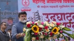 रत्नागिरी : जाणीवपूर्वक काम न करणाऱ्या ठेकेदारांना काळ्या यादीत टाका, पालकमंत्री उदय सामंत यांची सूचना