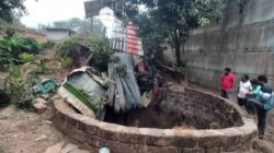 रत्नागिरी : सळ्यांच्या ढिगाऱ्यात अडकलेल्या 25 वर्षीय ट्रक चालकाचा मृतदेह विहिरीतून काढला बाहेर