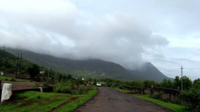 राज्यात पुढील चार दिवस वादळी पावसाचा इशारा, हवामान खात्याकडून यलो अलर्ट जारी