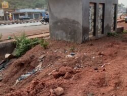 खेड : पिण्याच्या पाईपलाईनवर भराव टाकून उभारले शौचालय, नागरिकांच्या आरोग्यावर संकट