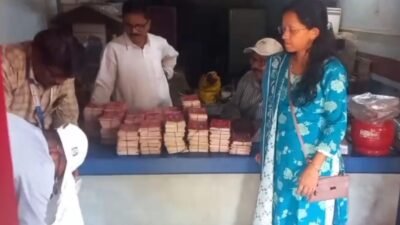 राजापूर : पाचलमध्ये गॅस सिलेंडर काळाबाजार उघड, 1094 ग्राहक कार्ड जप्त