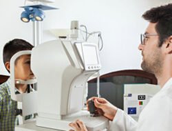 खेड : मोफत नेत्रतपासणी आणि मोतीबिंदू मार्गदर्शन शिबिर, नागरिकांना लाभ घेण्याचे आवाहन, 6,7,8 एप्रिलला शिबिर