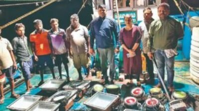 रत्नागिरी : एलईडी बेकायदा मासेमारीवर धडक कारवाई; ‘भराडी प्रसन्न’ नौका जप्त