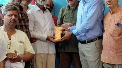 दापोली : आगग्रस्तांना व्यापारी संघटनेकडून ₹2.70 लाखांची मदत, अग्निशमन दल आणि मदतकर्त्यांचा गौरव