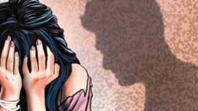 संगमेश्वर : विद्यार्थिनींचा पाठलाग करून विनयभंग करणारा सरकारी कर्मचारी पोलिसांच्या ताब्यात