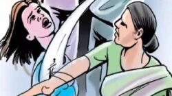 खेड : किराणा दुकानातील वादातून तरुणीला मारहाण, गुन्हा दाखल