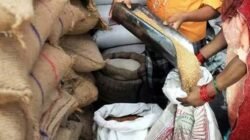 रत्नागिरी : पावसाळ्यात रेशनधारकांना मोठा दिलासा, तीन महिन्यांचे धान्य 31 ऑगस्टपर्यंत मिळणार