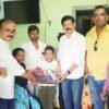 चिपळूण : आईला मगरीच्या तावडीतून वाचविणाऱ्या 10 वर्षीय स्वर्णीचा चिपळूण जर्नालिस्ट असोसिएशनकडून सत्कार