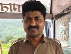लांजा : एसटी चालकाचा प्रामाणिकपणा, सात लाखांचे दागिने प्रवाशाला सुखरूप परतलांजा-कल्याण प्रवासादरम्यान बसमध्ये राहिली मौल्यवान दागिन्यांची बॅग, गणेशोत्सवाच्या गर्दीतही चालकाने जपली माणुसकी