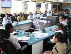 रत्नागिरी : गणेशोत्सवात जिल्हावासियांची गैरसोय टाळा, रिक्षा स्टँडवर दरपत्रक लावा, घाट मार्गात यंत्रणा सज्ज ठेवा, जिल्हाधिकारी मनुज जिंदल यांचे सर्व विभागांना सक्त निर्देश