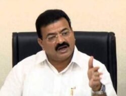 चिपळूण : रत्नागिरीतील उर्वरित सहा तालुक्यांचा दुष्काळग्रस्त यादीत समावेश करण्याची भास्करराव जाधवांची मागणी
