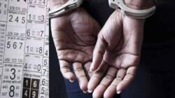 खेड : लोटे-पटवर्धन परिसरात कल्याण मटका जुगारावर पोलिसांची कारवाई, मटका जुगाराचे आकडे लिहिलेल्या पावती पुस्तकासह मुद्देमाल जप्त