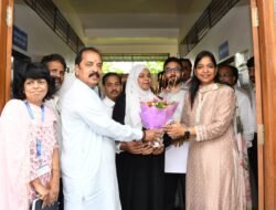 खेड : मतदार यादी पुनरीक्षणाची आयुक्त रुबल अग्रवालांकडून सखोल पाहणी; खेड तहसील, पंचायत समिती व मतदान केंद्रांना भेट