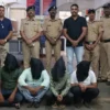संगमेश्वर : देवरुख सुवर्णकार अपहरण-दरोडा प्रकरण- वर्षभर फरार चार आरोपी जेरबंद, चार आरोपींना कल्याण, नवी मुंबई आणि बारामतीतून अटक, गुन्ह्यातील अर्टिगा कारही जप्त