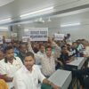 दाभोळ : अणुऊर्जा प्रकल्पाविरोधात ग्रामस्थांची दादरमध्ये भव्य सभा, वणौशी, दुमदेव, भिवबंदरचे ग्रामस्थ एकवटले, आरपारच्या लढ्याचा निर्धार, ‘जमीन आमची, निर्णयही आमचा’ म्हणत प्रकल्पाला विरोध